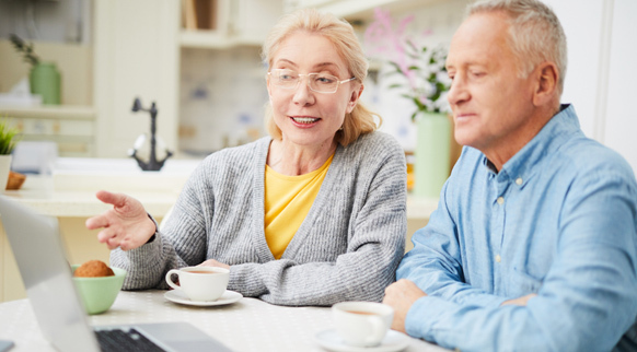 Na czym polega praca w opiece